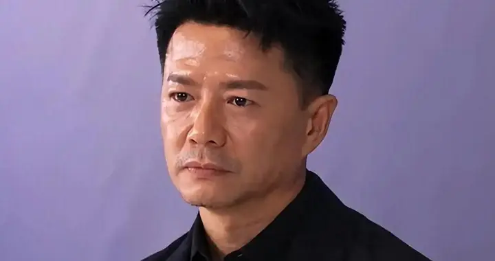 追了9年才娶到，因为妻子怕疼他做了15年的丁克，余生只想宠着她