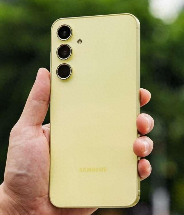 三星Galaxy A56手机曝光：搭载自家研发Exynos 1580芯片！