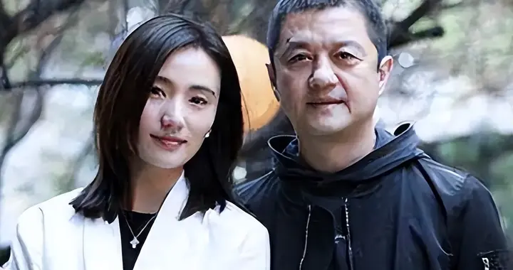 公开回应与李亚鹏复婚话题后，海哈金喜近况令人意外，王菲没说错