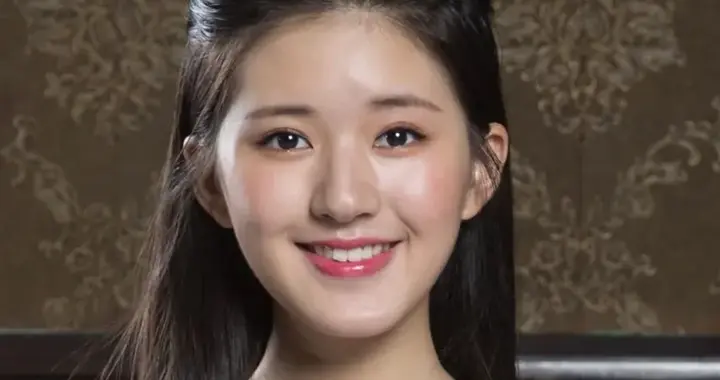 高贵赵露思\明星高清图片 \明星脸 \颜值女神