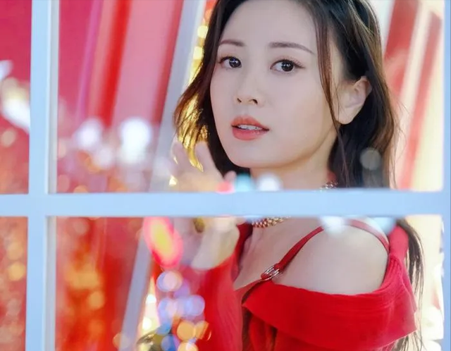 TVB花旦朱晨丽做理货员一日赚两百！身材圆润疑似怀孕