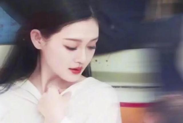 大S离世的第100天，小S惹众怒：“别再消费你姐姐了”