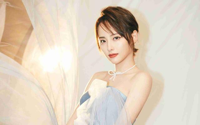 高叶|小八卦：刘浩存 汪小菲 成毅 赵丽颖 张翰 向太 张嘉倪