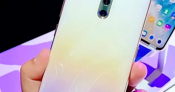 售价仅2000，却配85mm专业人像头，值得买的可能有多大