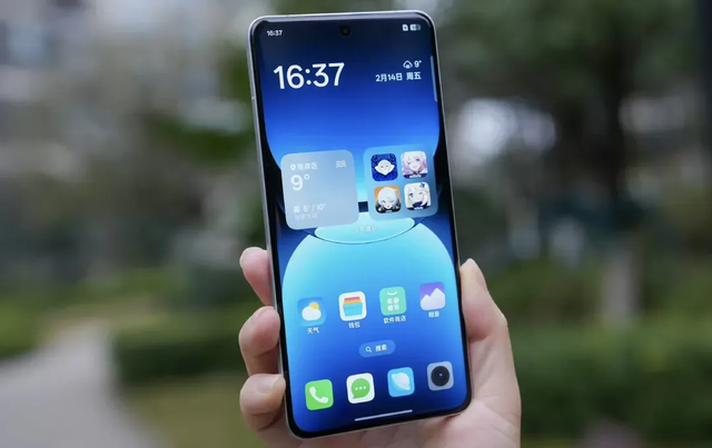 买手机要看长远！3款高配低价\养老神机\，放心用六年无压力