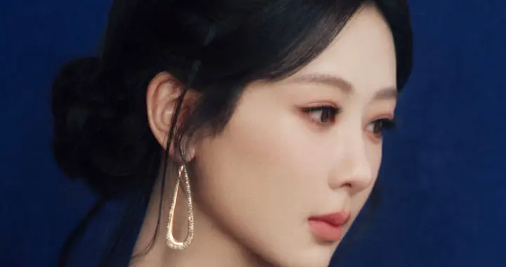 美女壁纸第4501期—杨紫