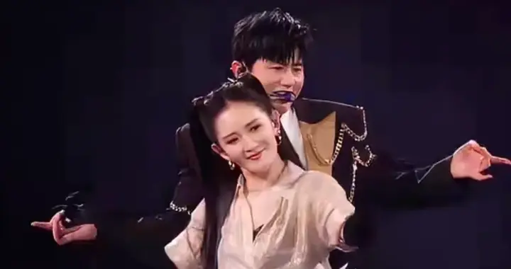 谢娜官宣演唱会！最高票价1180元，老公力挺：全家都为你助力