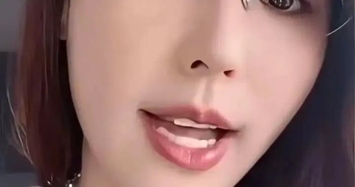 马景涛前妻诉苦喊穷小26岁现女友直接开撕这场家务事到底谁有理？