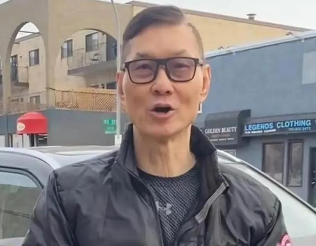 周比利|65岁动作演员周比利现状，面相越来越慈祥，身手矫健不输年轻人