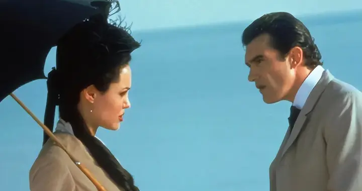 “安吉丽娜·朱莉”尺度大胆的7部电影，颜值与演技并存