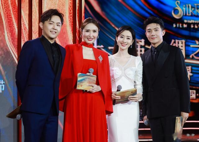 央视新面孔郭若天被重用，顶替马凡舒主持颁奖晚会闭幕式