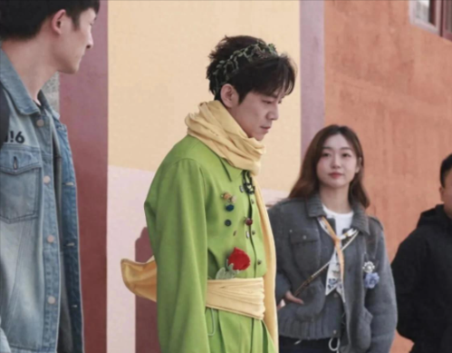 主持人何炅：被保姆起诉，节目停播，五十岁无妻无子，现状如何？