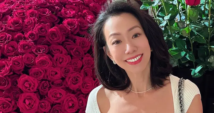 吴辰君移居迪拜报平安，称当地物资充足生活如常，暂时不打算离开