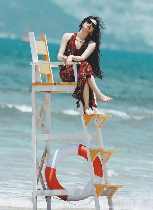 “地母系”美女张婧仪，好看的写真，天赋与实力兼具的女演员