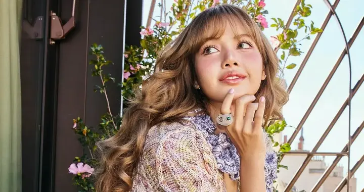 Lisa这套造型真的太美啦