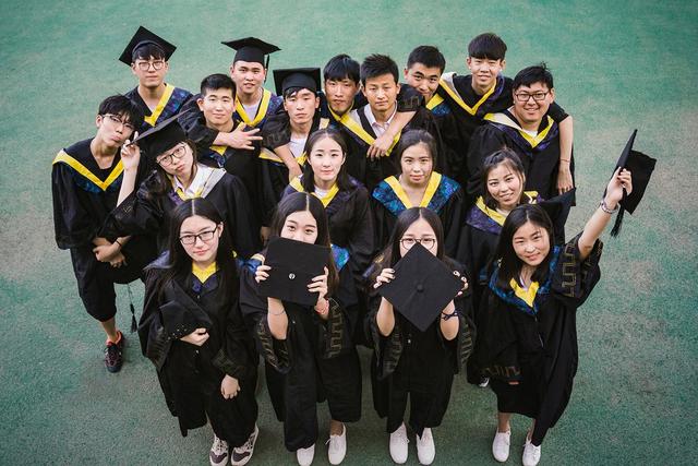 国家还是出手了，春招来七千多家央国企，但门槛却把大学生看笑了