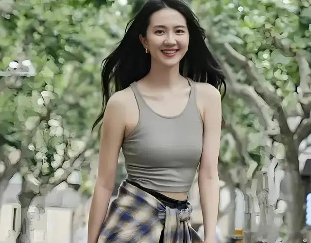 探秘小众冷门女星——许龄月