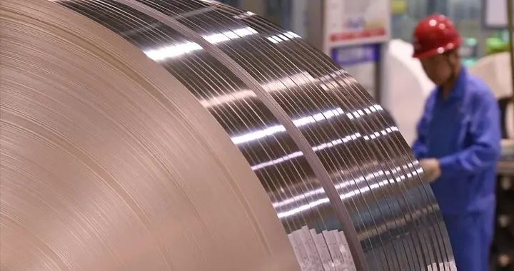 永遠(yuǎn)也造不出手撕鋼？國產(chǎn)突破后歐美排隊(duì)求購，外媒：不該低估