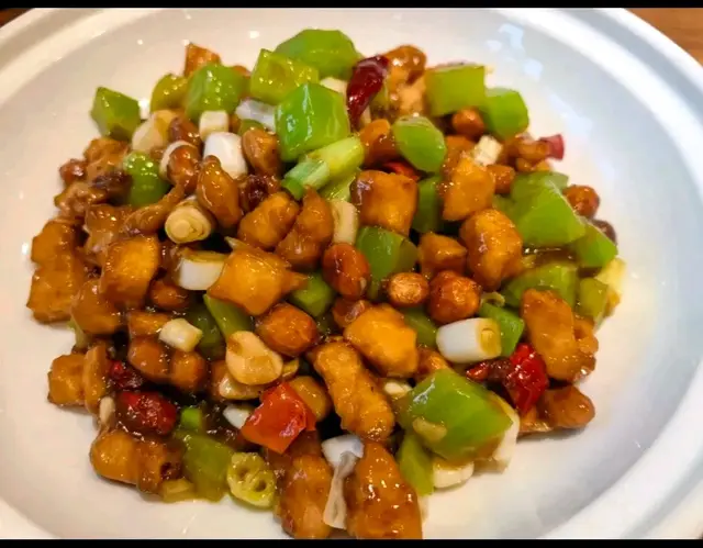 老两口的懒生活：大餐没吃成，来两个家常菜补偿一下