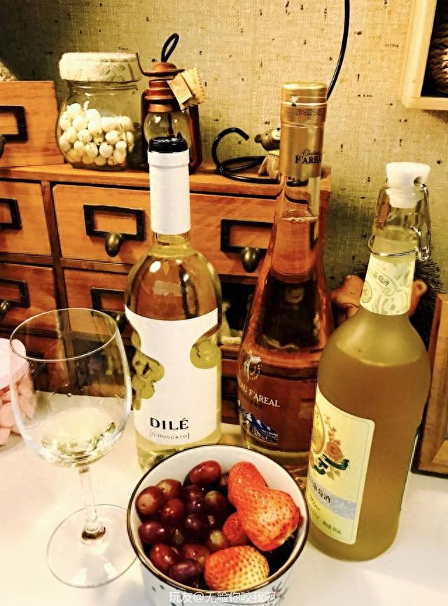 男朋友又送我一条手串，要不要分手？