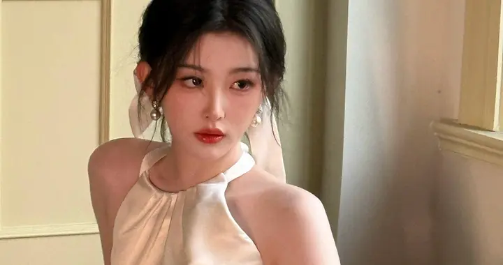 孔雪儿 端庄曼妙 韵味十足