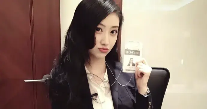 景甜真的太美了 人间富贵花具象化 ???