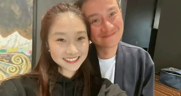 马伊琍大女儿晒与爸爸合照，42岁文章发量引热议：怎么老成这样了