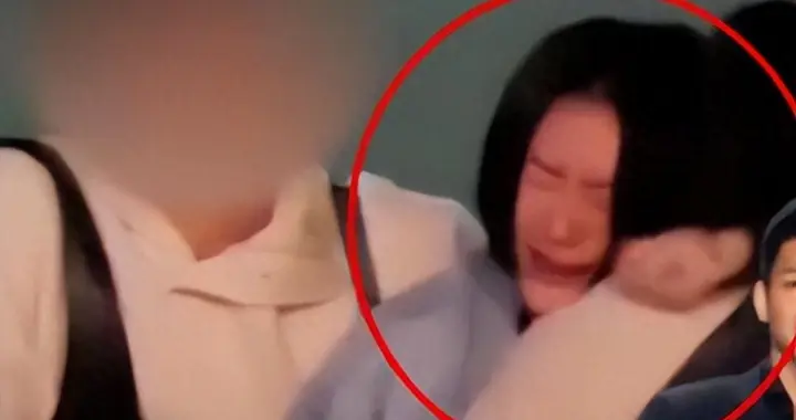 小S街边痛哭上热搜那天，3月18日，她没回自己家门