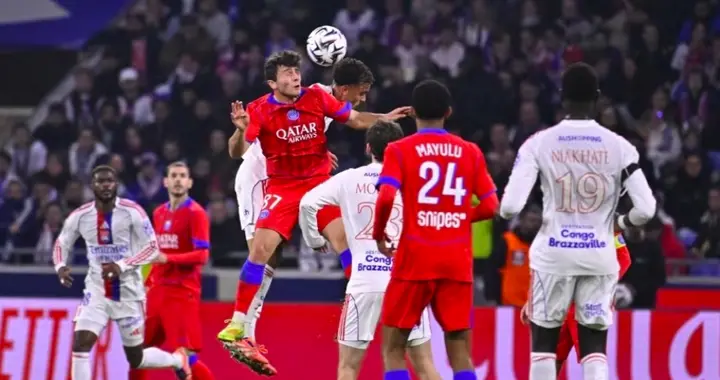 豪门狂欢夜：莱万戴帽巴萨4-2落后皇马3分 国米2-0登顶 巴黎3-2绝杀