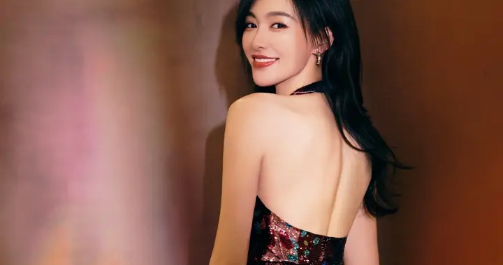 唐嫣这颜值身材气质绝了