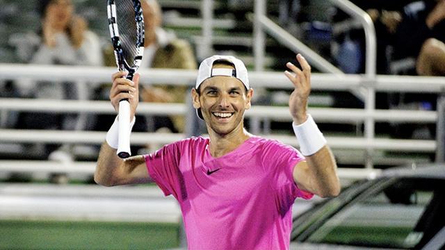 诺瓦克·德约科维奇|全职总监圆梦职业网坛！德约社媒送鼓励：你还不完全属于办公室