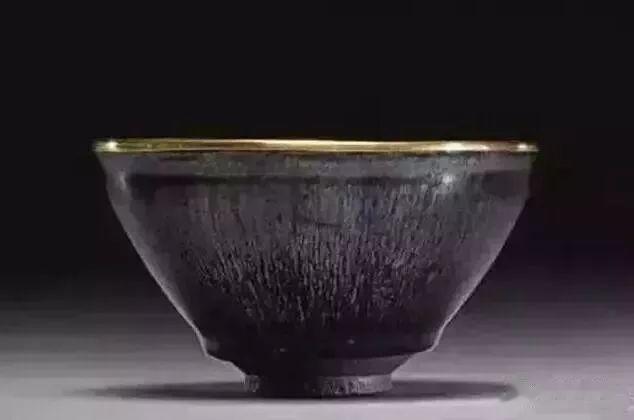 盆景|易盏堂：在宋代，建盏能值多少钱？与现在拍卖的建盏怎么对比。