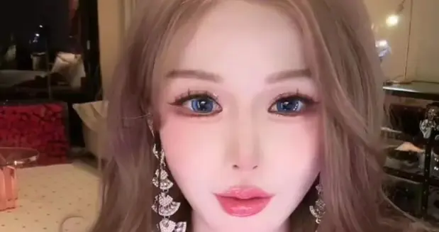 女主播直言擦边要高级，不然吸引的都是屌丝，大哥：这是说我呢？