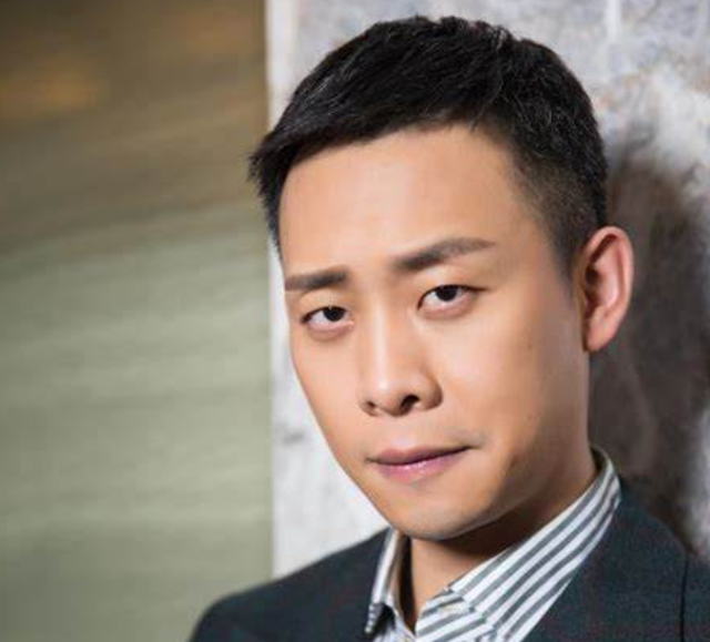 赵丽颖隐婚、张译息影、成龙添私生子？五一假没结束，传出6大瓜