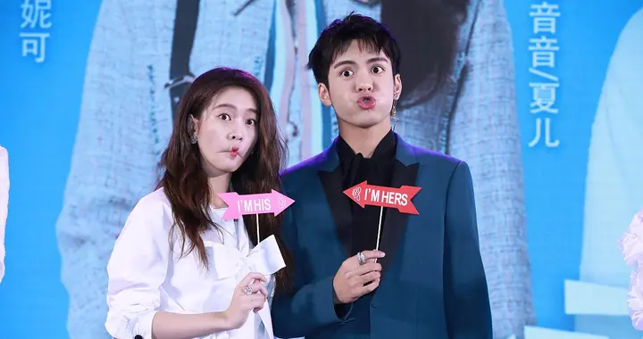 白鹿曾舜晞恋情实锤？韩国同游细节大曝光