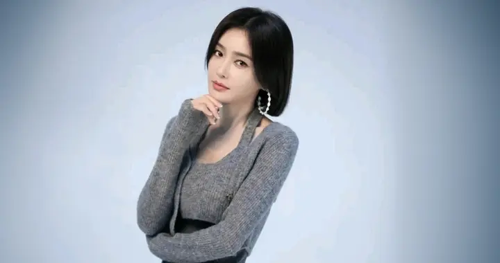 秦岚46岁美炸了！这身材颜值谁不服？