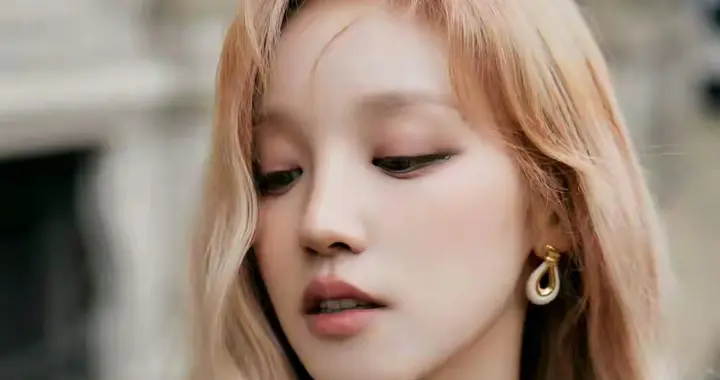 宋雨琦采访 金发芭比