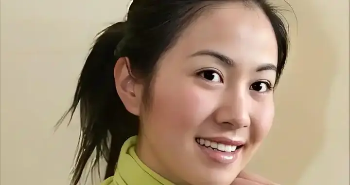 滤镜碎了一地的童年女神叶璇，如今沦落到拍短剧