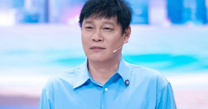 范志毅分享王牌对王牌综艺路透照，55岁风采依旧帅气有型！