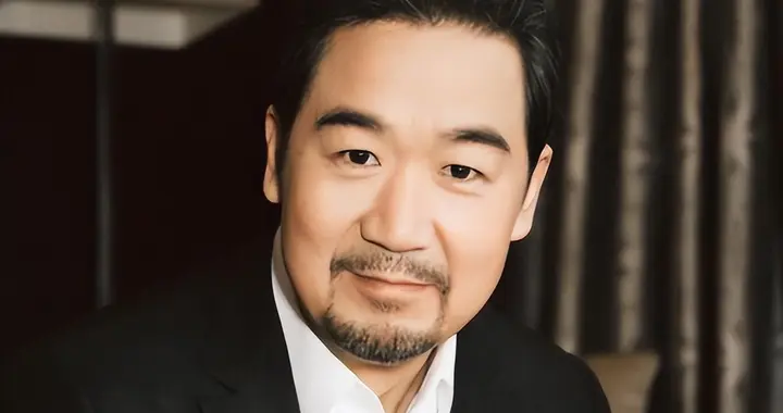 戏子误国！这5位明星为了捞金“坑惨”老百姓，如今下场大快人心