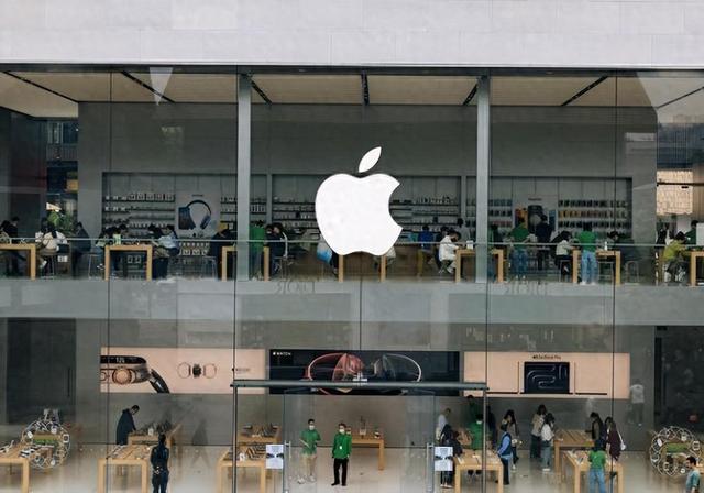库克万万没有想到，苹果iphone16销量大跌，外媒：中国人不买了