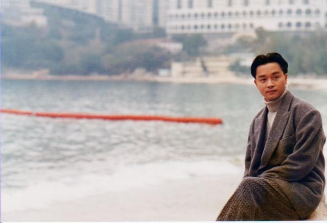 王晶曝张国荣堕楼真相，3大原因致巨星陨落