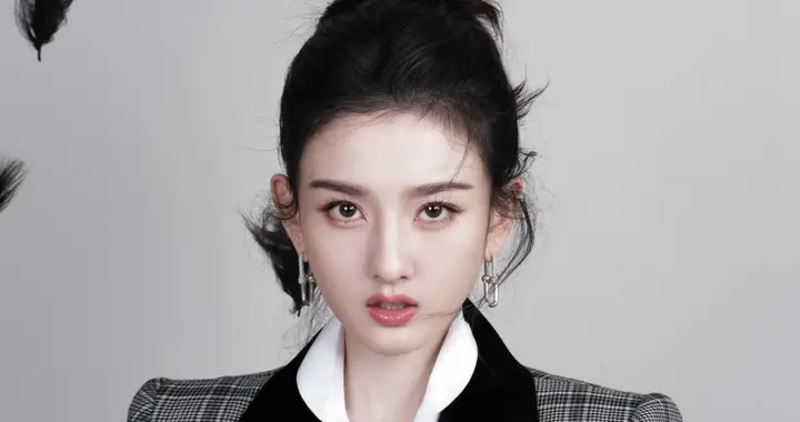 美女壁纸第5643期—宋祖儿