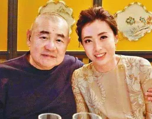 甘比|甘比忧心忡忡，刘鸣炜和吕丽君虎视眈眈，刘銮雄突然醒悟，想和解