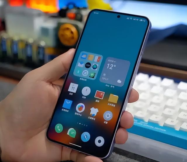 仅1998！颜值第一的骁龙8 Gen3旗舰：定制小屏+超声波指纹+2亿相机