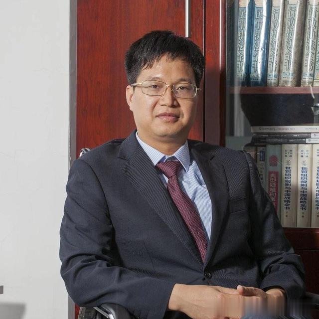 黄坚明律师：涉毒疑犯“投案自首”之走私毒品案量刑问题探究