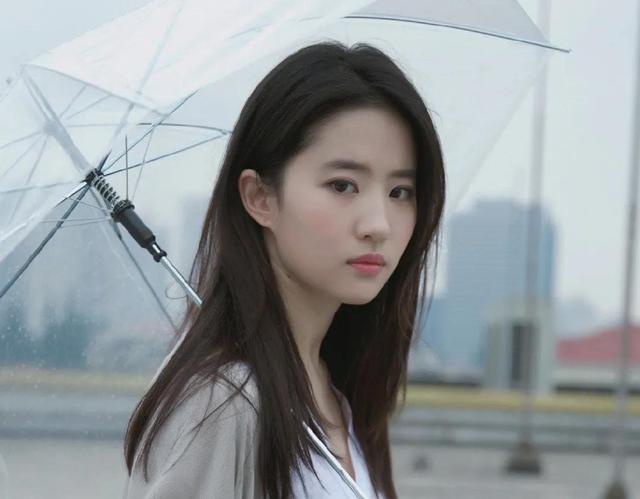 贾静雯|那些出道至今，颜值就走在神坛之上的女星们