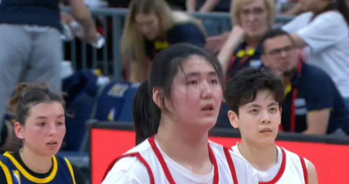 官宣！中国女篮集训名单公布，张子宇无缘，刘禹彤首次入选