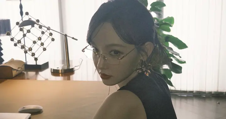 女老板程潇真性感