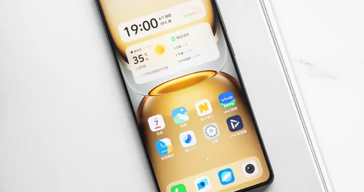 目前可以“閉眼入”的一款手機，高配低價有旗艦芯，輕松用五年